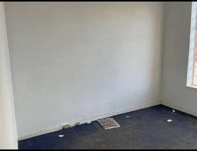 116M² BUSINESS RENTED IN RETREAT